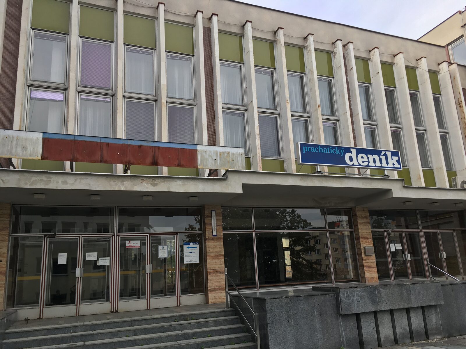 Původní stav — pohled na areál